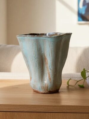 Jarrón de gres hecho a mano  "Flor de Terra"